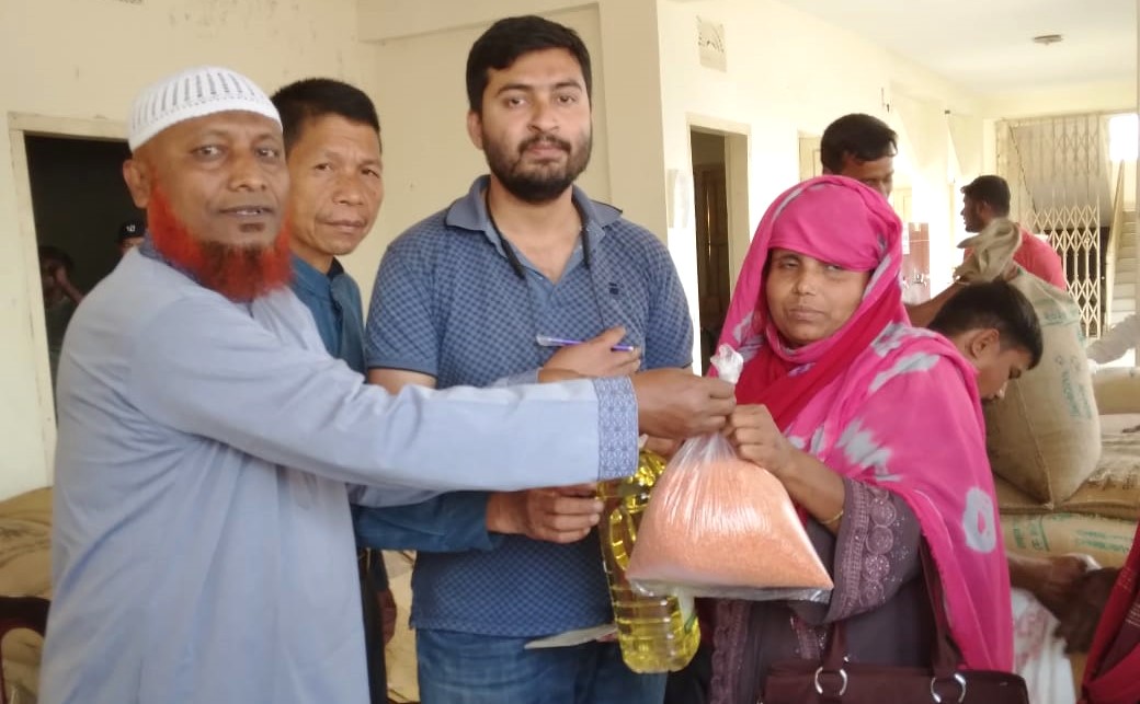 খাগড়াছড়িতে টিসিবির পণ্য বিক্রি শুরু-চাহিদার তুলনায় বরাদ্ধ অপ্রতুল