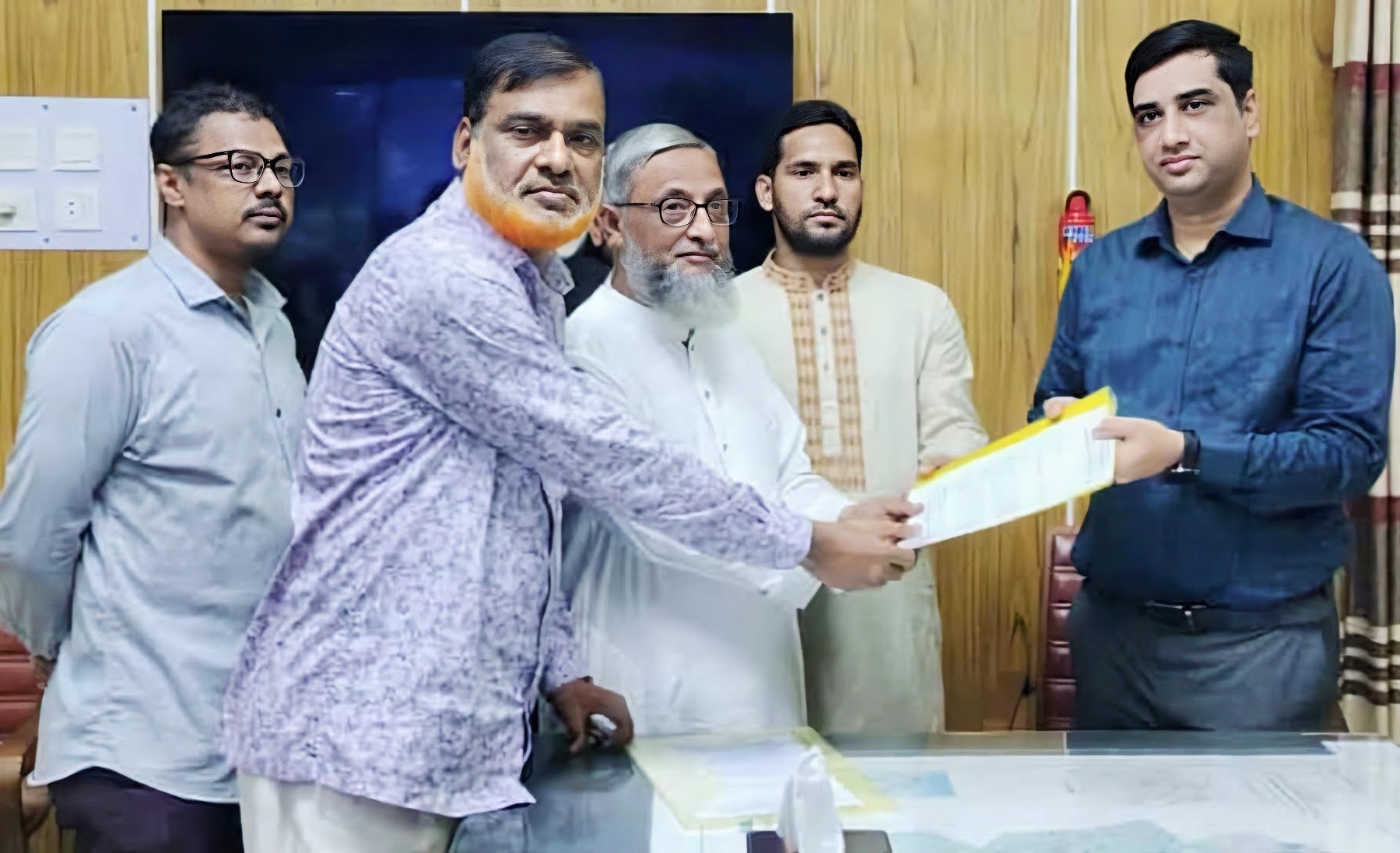 জামায়াতে ইসলামী’র পাঁচ দফা বাস্তবায়নের দাবিতে স্মারকলিপি প্রদান