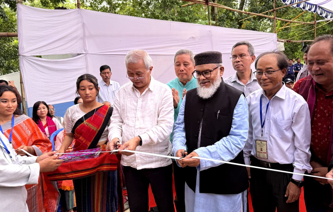 সম্প্রীতির বার্তা নিয়ে রাঙামাটিতে জাতীয় কঠিন চীবর দানোৎসব উদযাপন