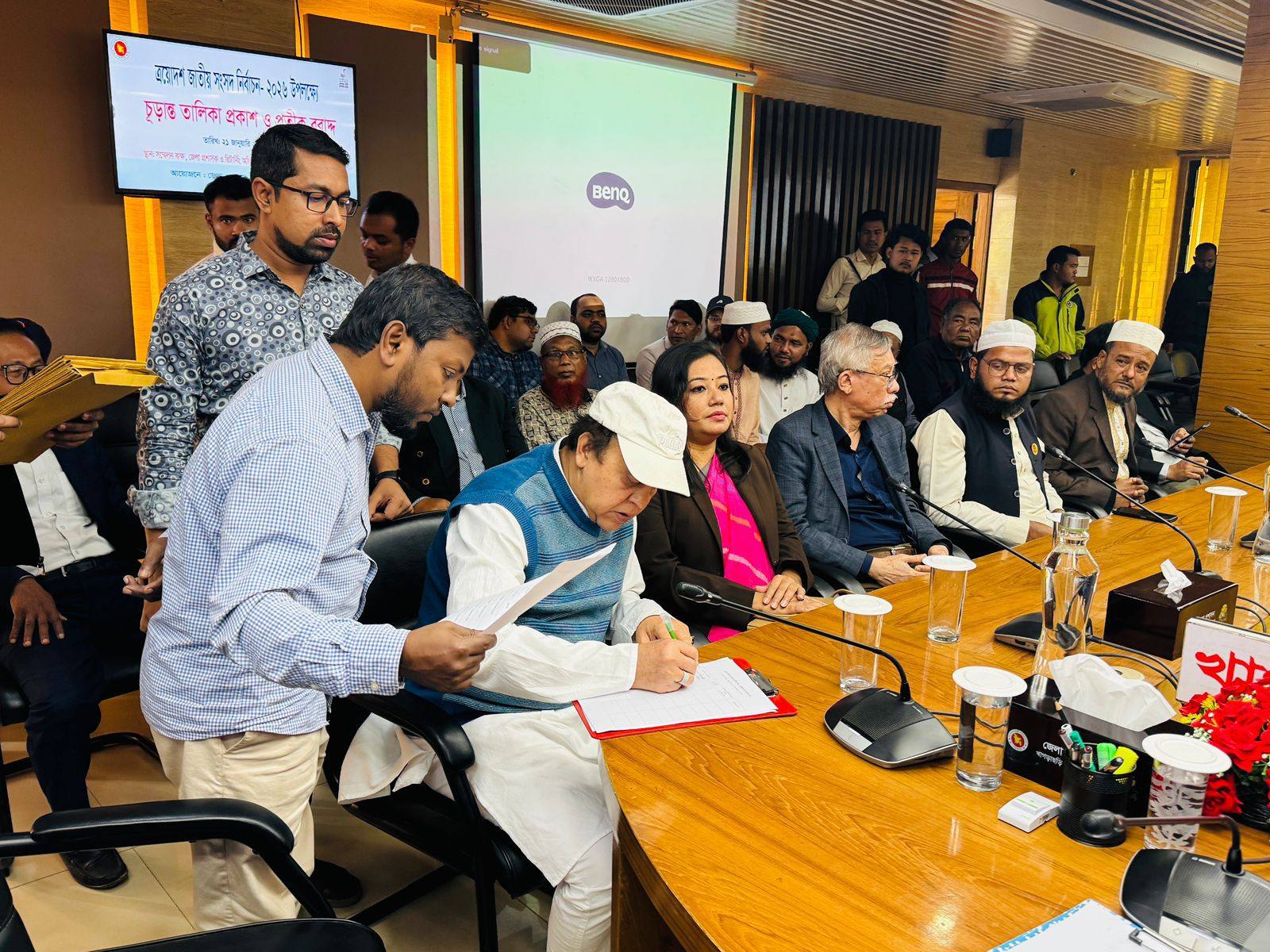 খাগড়াছড়ি আসনে ১১ প্রার্থীর প্রতীক বরাদ্ধ-বৃহস্পতিবার থেকে আনুষ্ঠানিক প্রচারণা শুরু