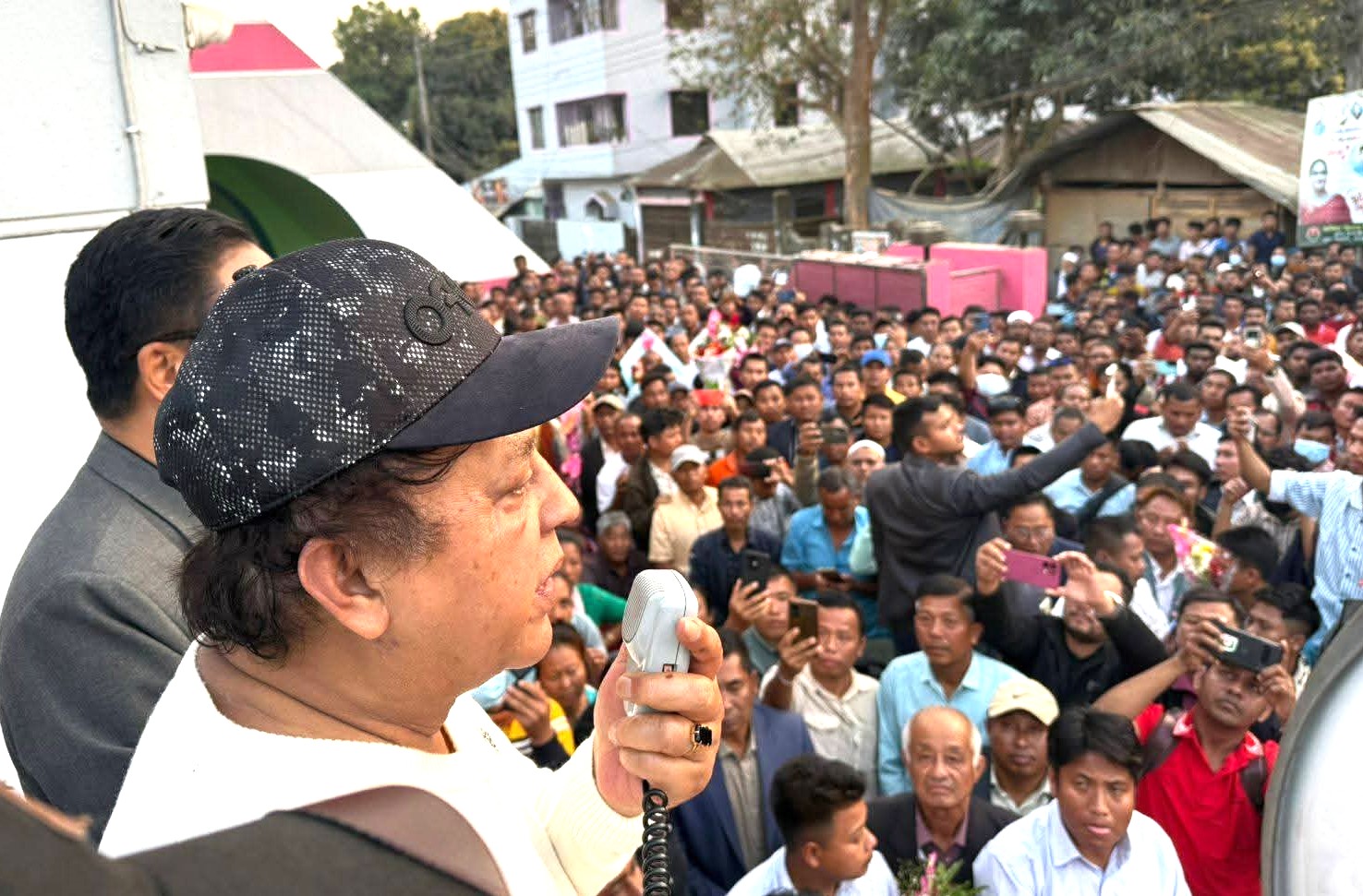 এই বিজয় পাহাড়ি-বাঙালি সর্বস্তরের জনগণের . . . ওয়াদুদ ভূইয়া