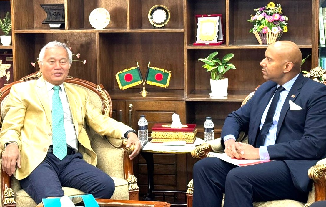 পাহাড়–সমতলের বৈষম্য দূর করতে ই-লার্নিং হবে গেম চেঞ্জার: উপদেষ্টা সুপ্রদীপ চাকমা