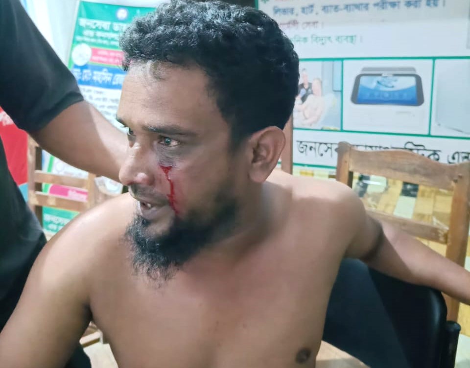 পানছড়িতে তেল বিক্রি নিয়ে সংঘষে আহত-৩